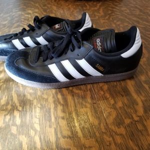 Adidas Samba Mens Classic Indoor Soccer Shoe